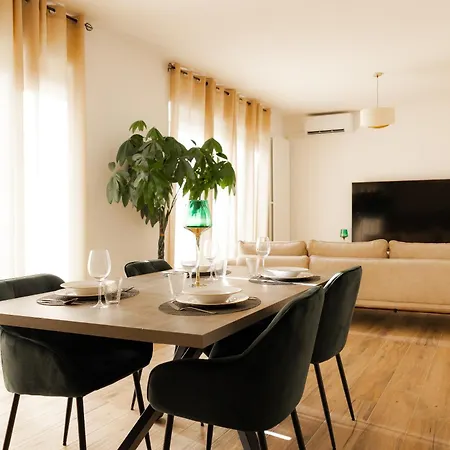 Apartment Deluxe Large - Free Parking *