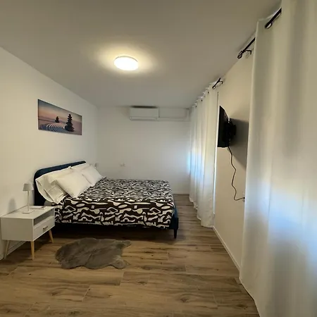 Apartment Deluxe Large - Free Parking